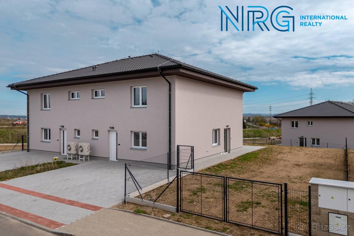 Prodej novostavby, 5+kk, pozemek 640 m2, Mariánovice