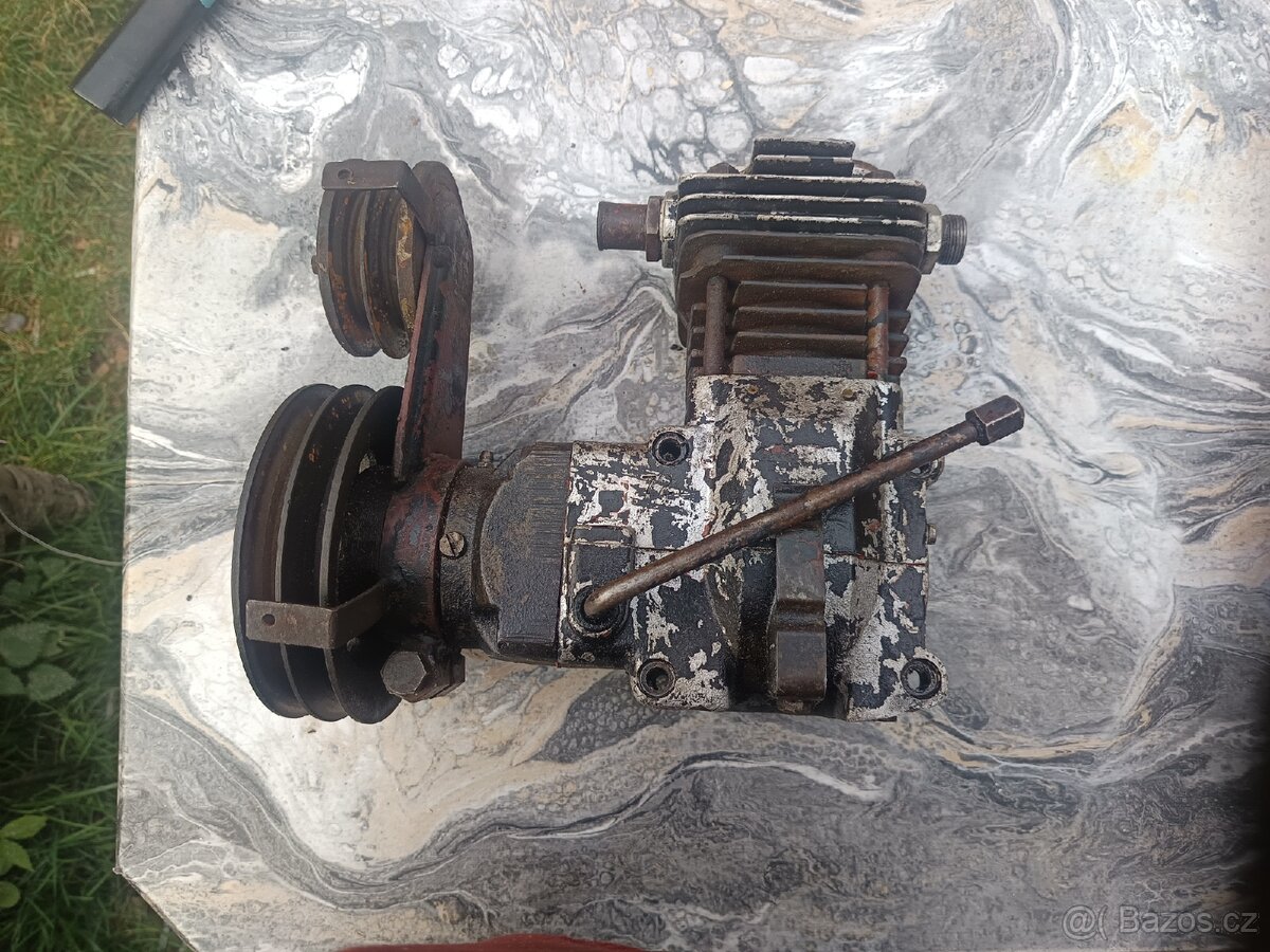 Prodám plně funkční kompresor Zetor Crystal