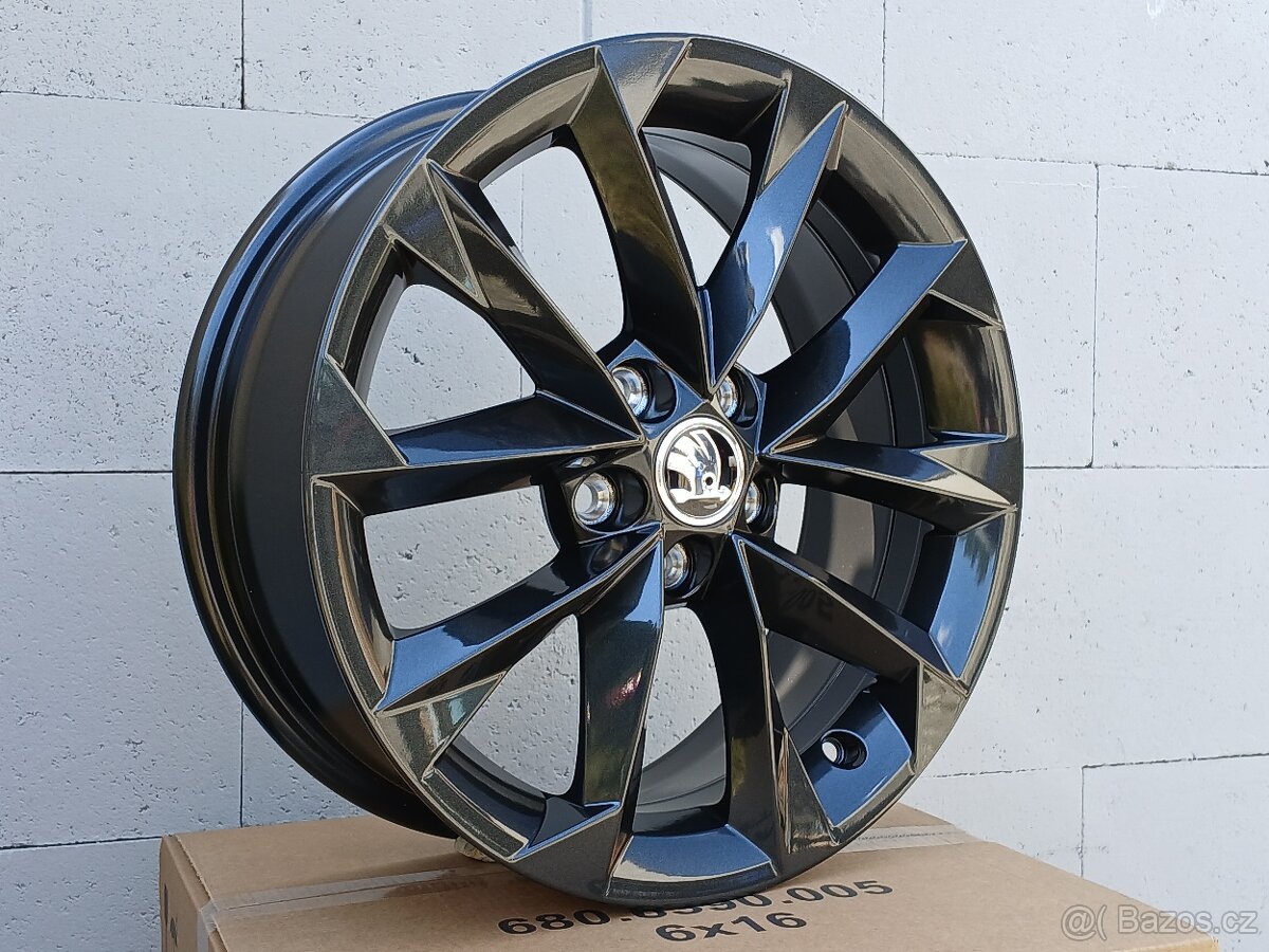 Pěkné orig alu Škoda Scala, Kamiq, Italia 6,5J 16" ET35
