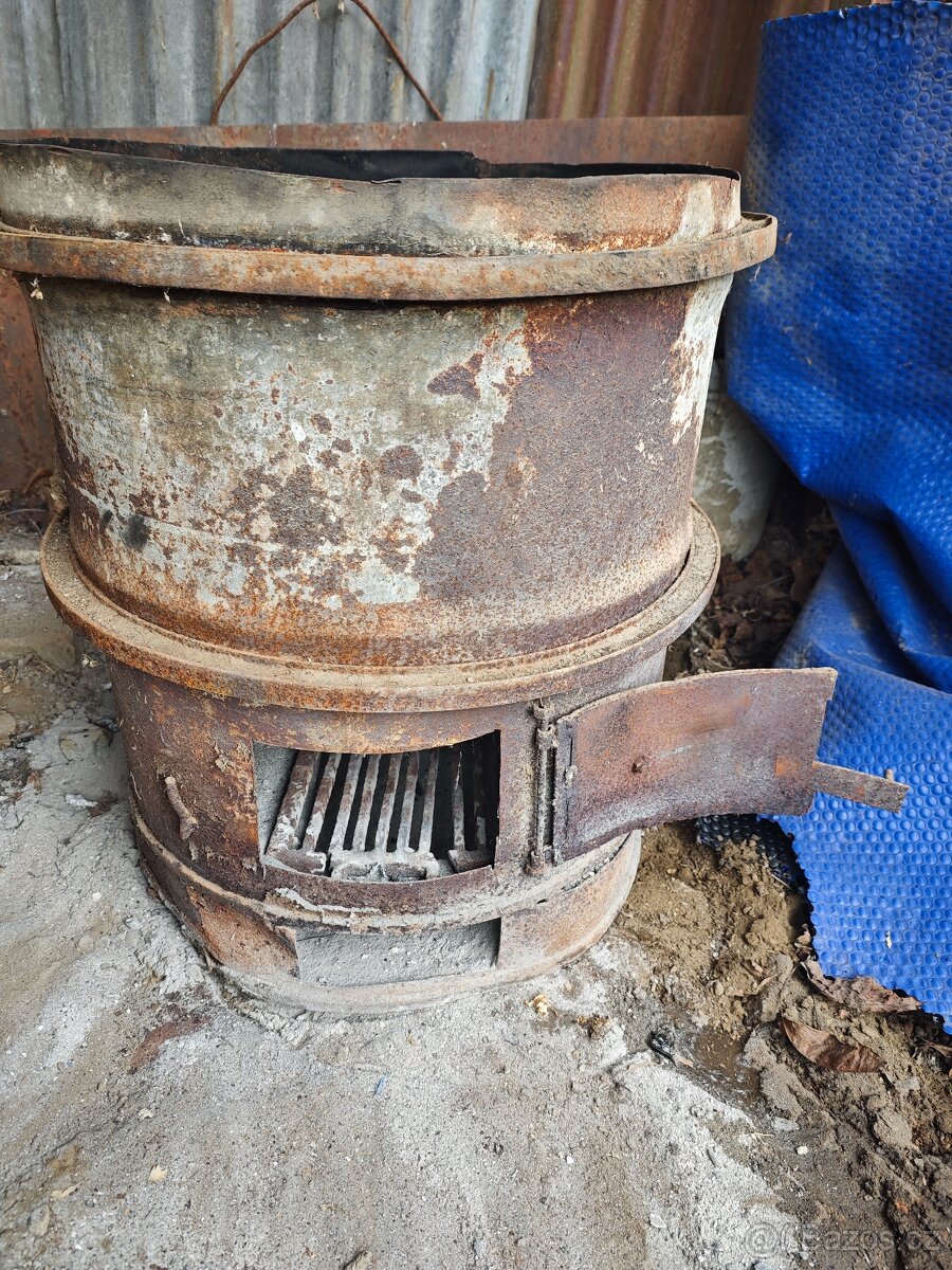 Kotel na zabíjačku s kotlinou