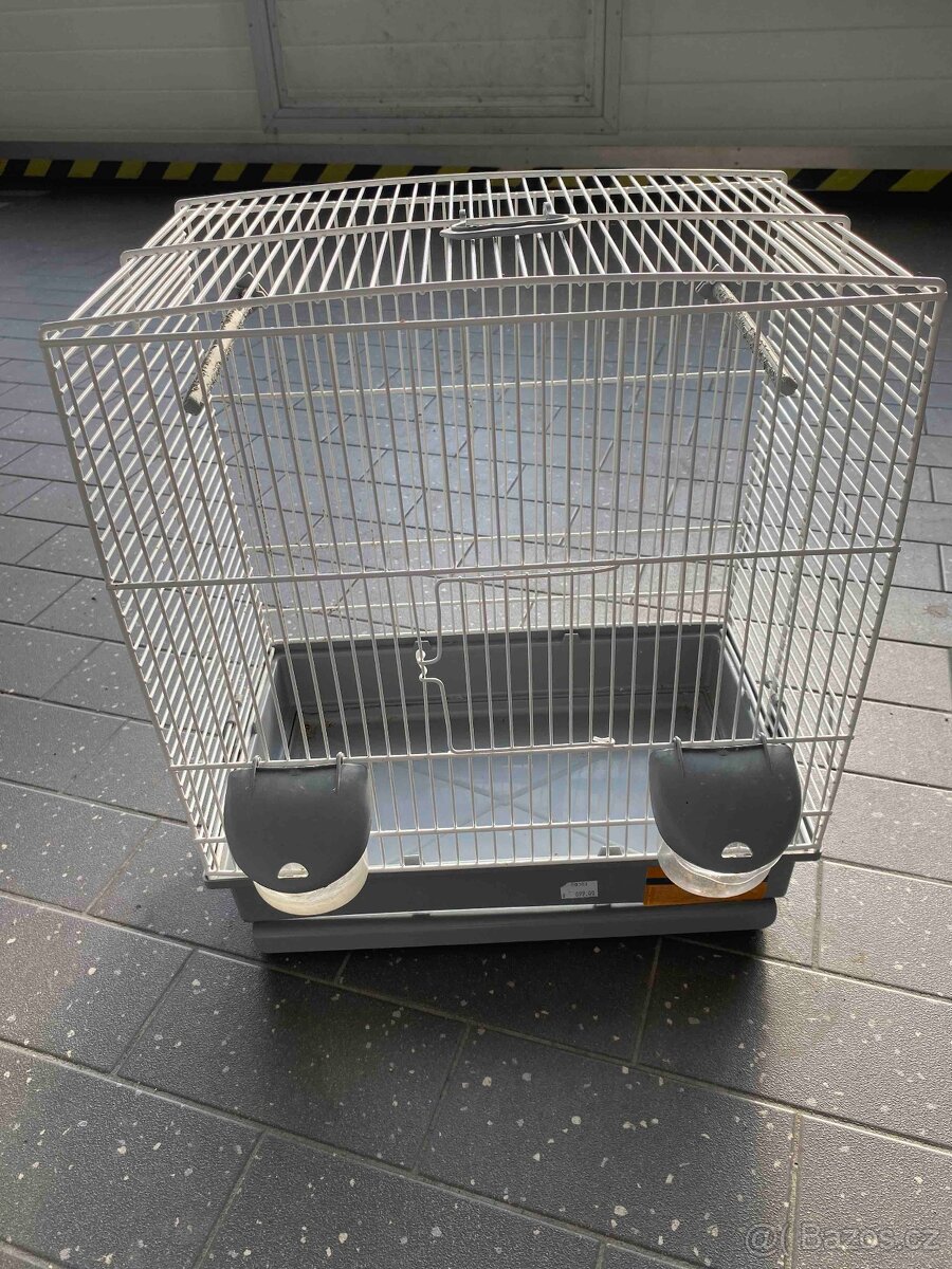 Krásná takřka nová klec