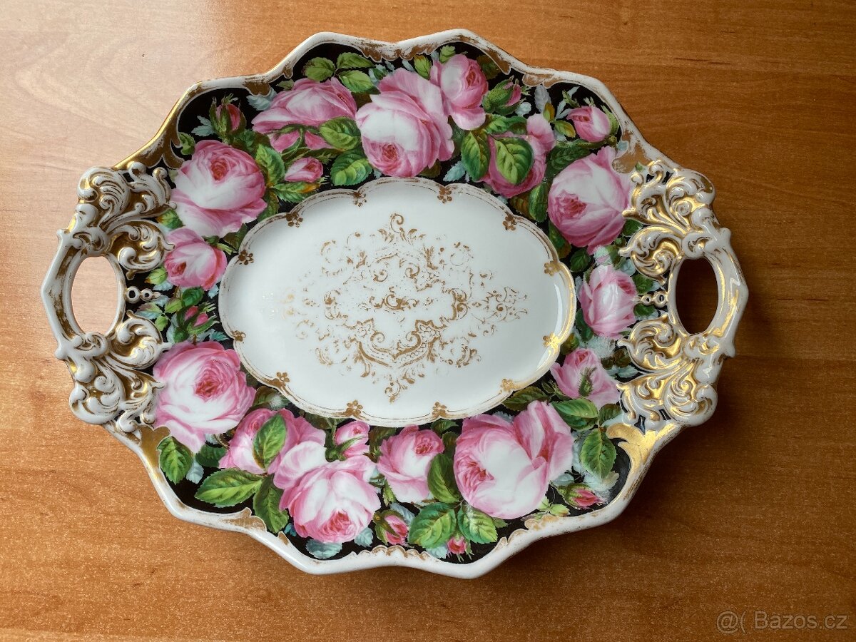Sběratel nabízí staré porcelánové tácy