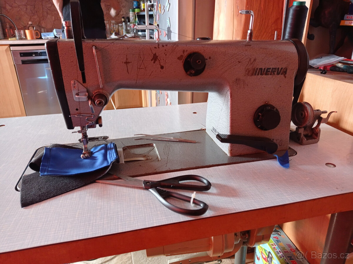 Průmyslový šicí stroj Minerva 129-101