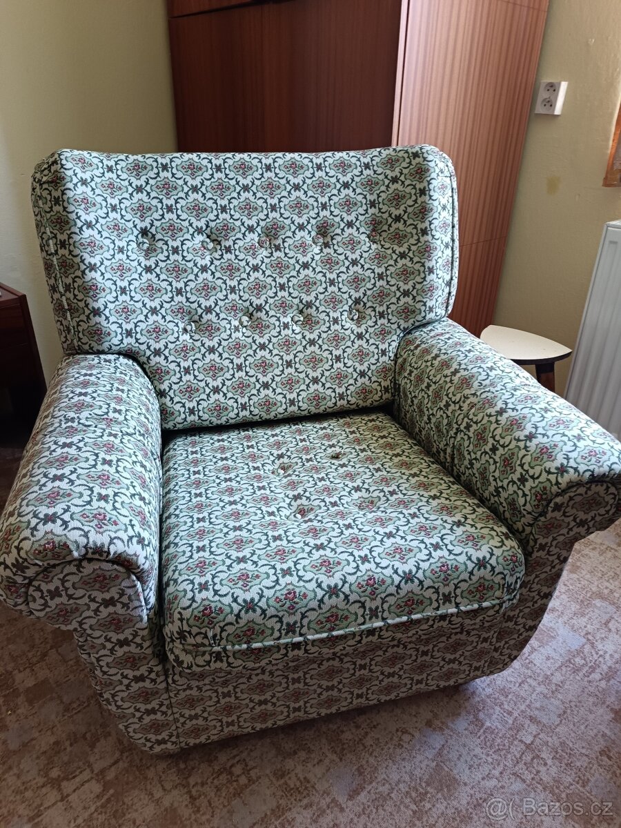 Retro křeslo ZA ODVOZ