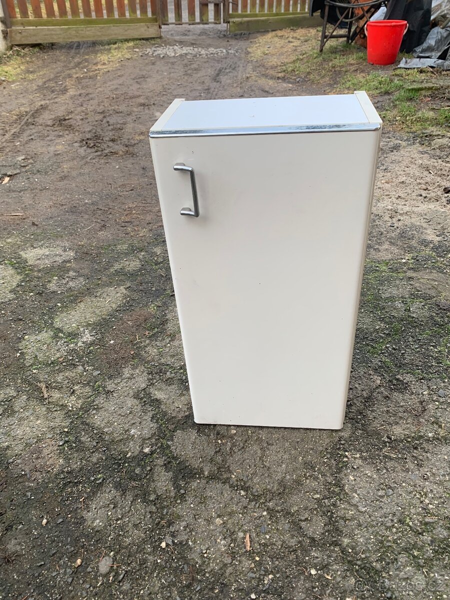 Koupelnová skříňka