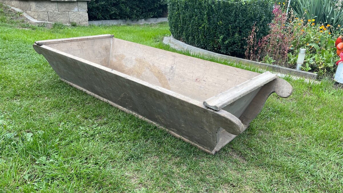 Staré dřevěné necky (pouze osobní vyzvednutí)