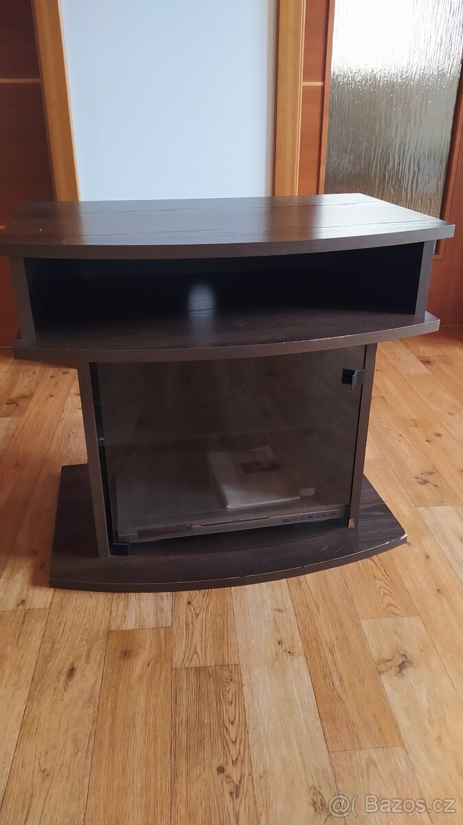 Televizní stolek