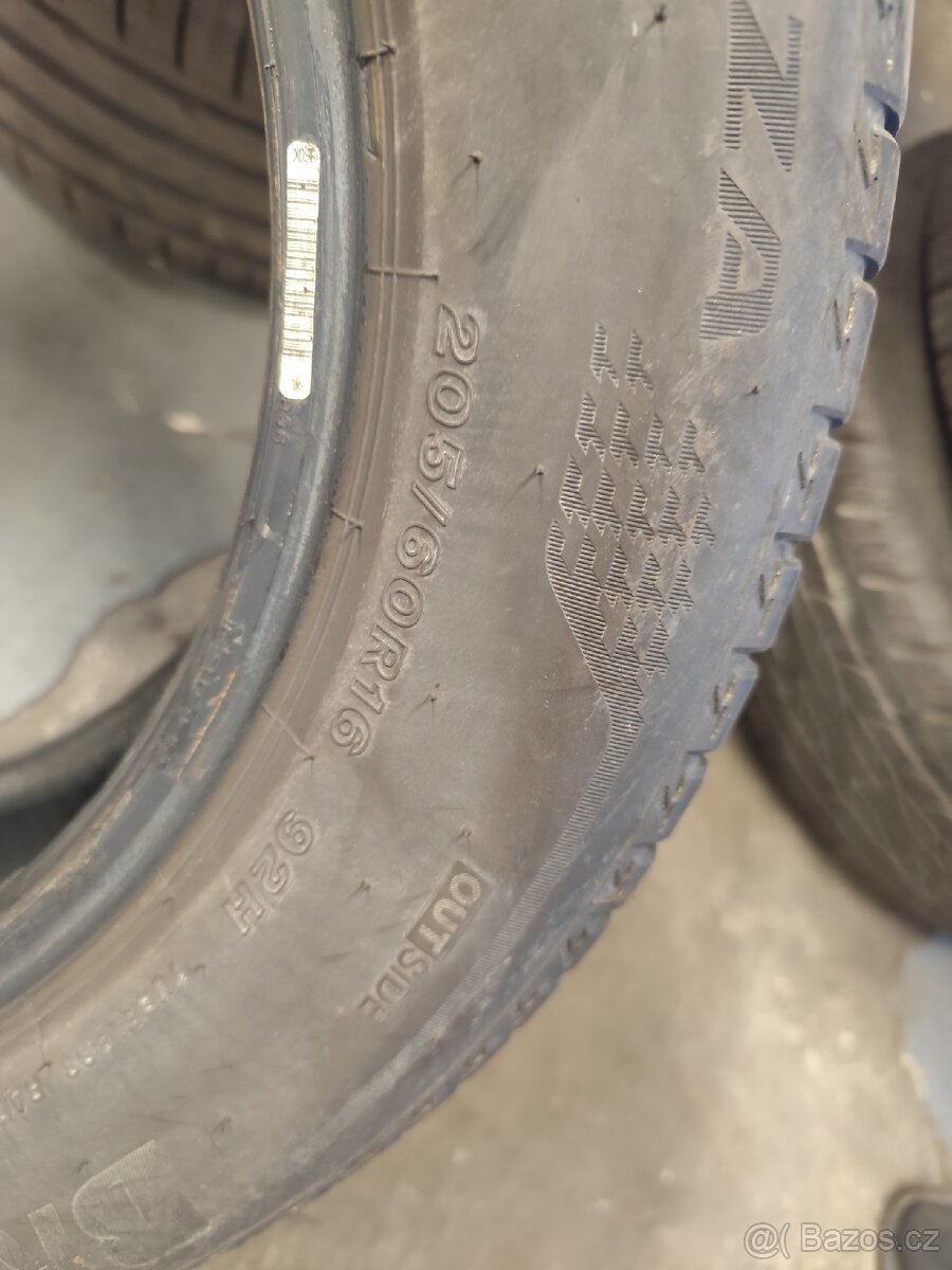 Bridgestone 205/60 R16 92H
