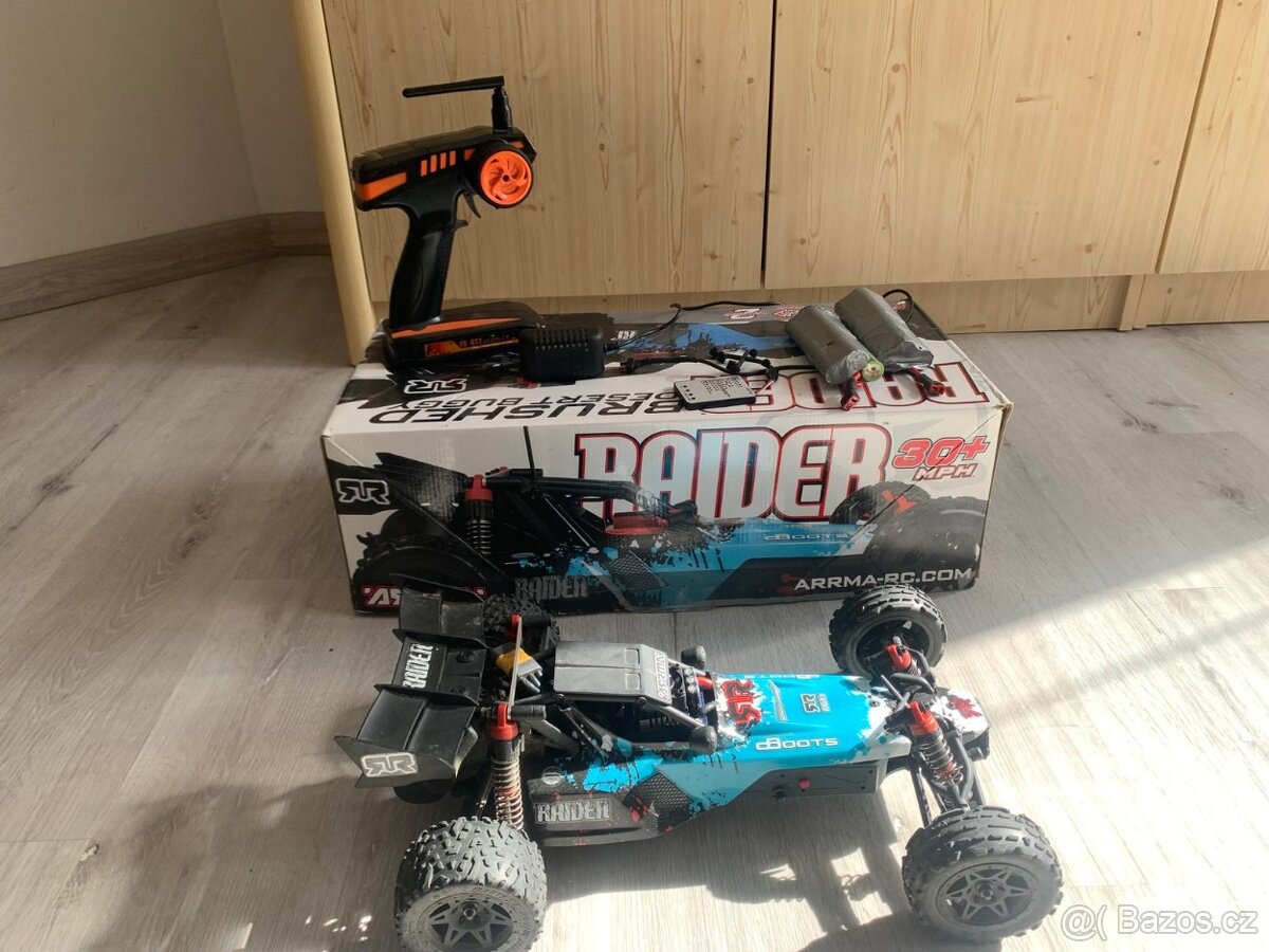 rc auto arrma rider 1/8