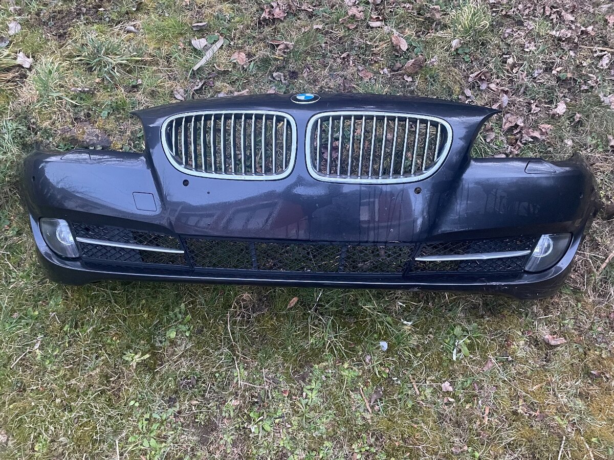 BMW F10, přední a zadní nárazník