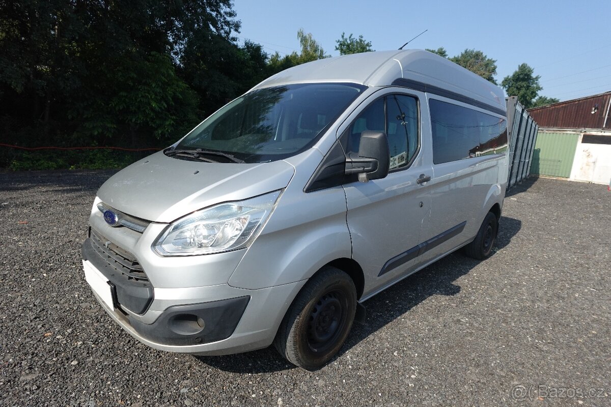 FORD TRANSIT CUSTOM L2H2 9MÍST BUS 2.0TDCI KLIMA SERVISKA