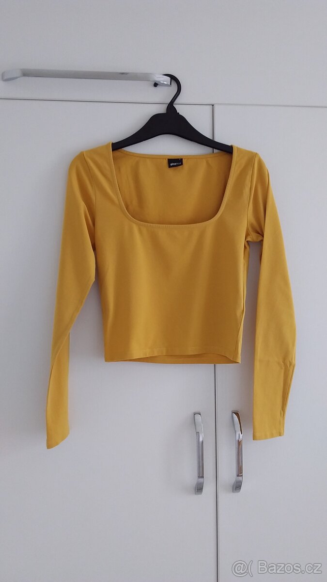 Bavlněné triko croptop vel.S Gina Tricot
