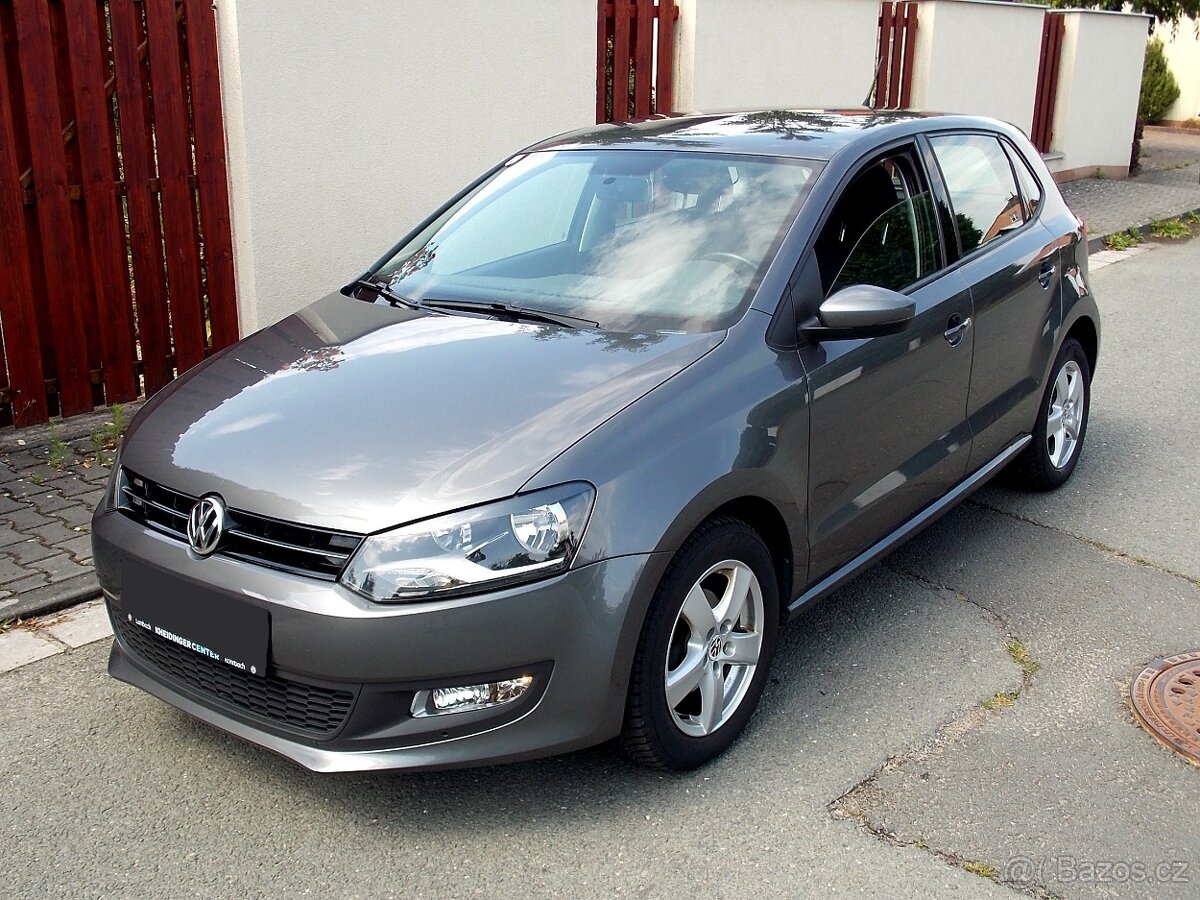 2013 Volkswagen Polo 1,2i Hatchback 5 dveří 1.MAJITEL