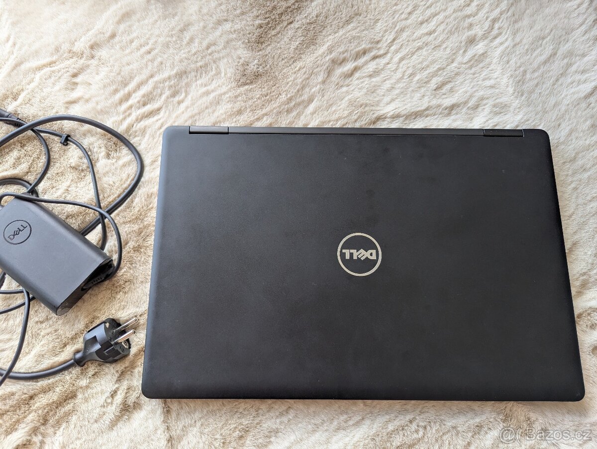 Dell Latitude 5580 s Windows 10 Pro, LCD s defektem