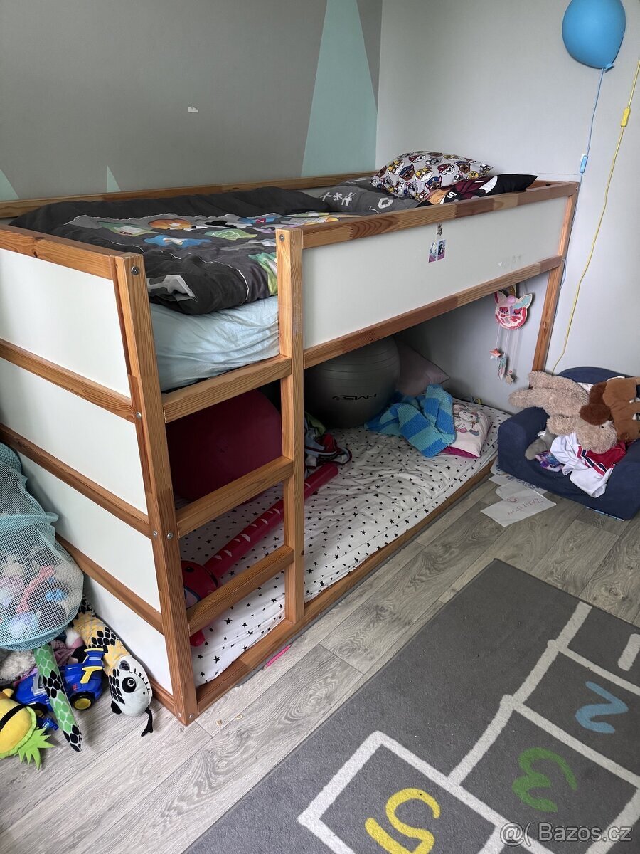 Ikea kura detska postel palanda