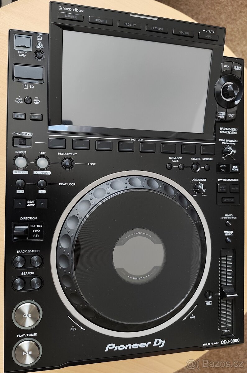 Pioneer DJ CDJ 3000 + Decksaver