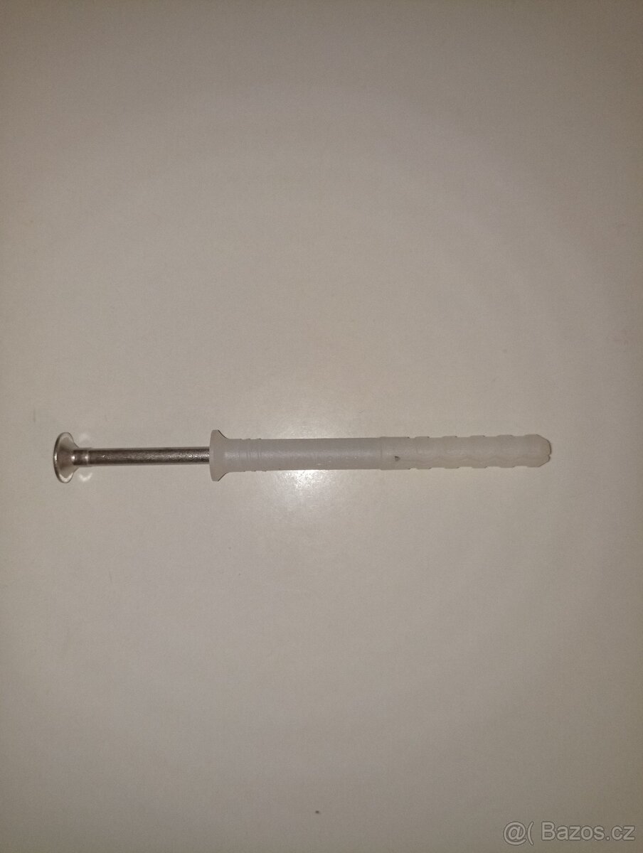 nerezové natloukací homždinky