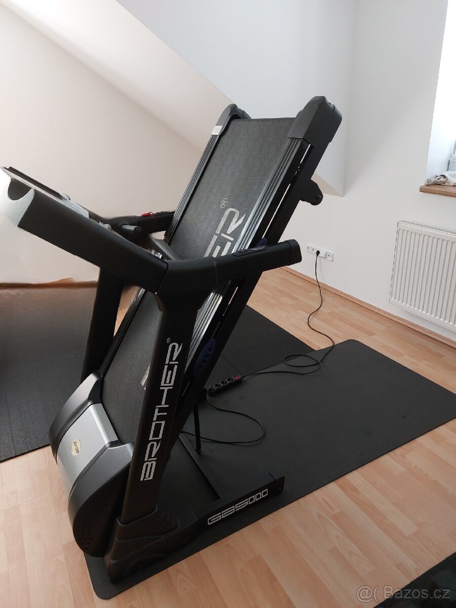 Běžecký pás ACRA GB5000