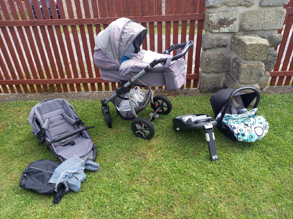 Kombinovaný kočárek Dorjan (vajíčko MaxiCosi se základnou)