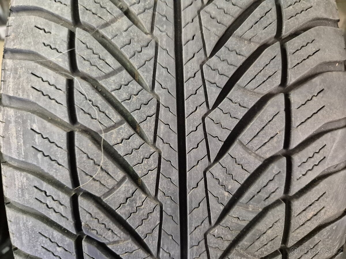 245/45 R18 GOODYEAR (5mm) č.15995/BP