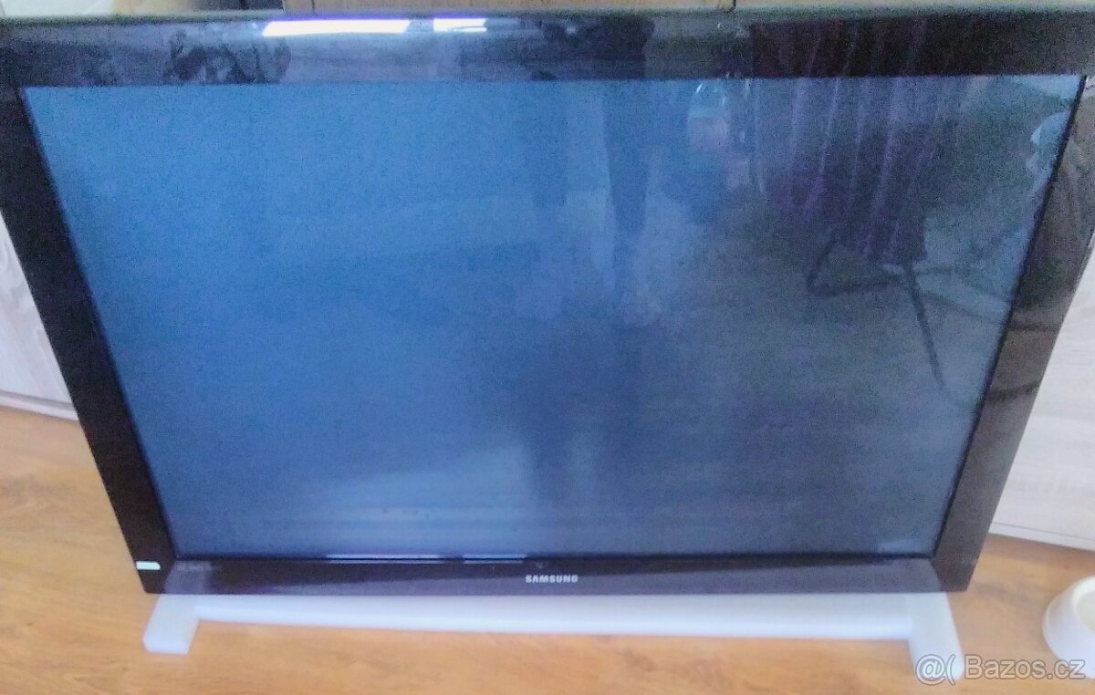 TELEVIZE SAMSUNG PS42B450B1W