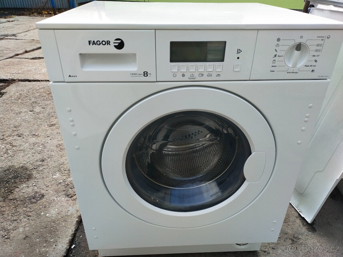 Prodám VESTAVNOU dig.pračku zn. FAGOR--8kg--DOVEZU--