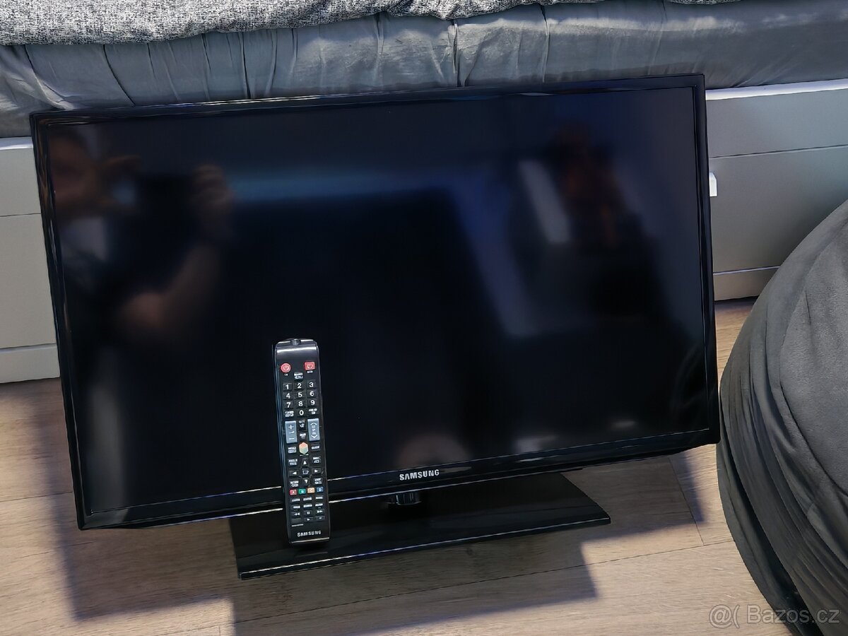 32" Samsung UE32EH5450