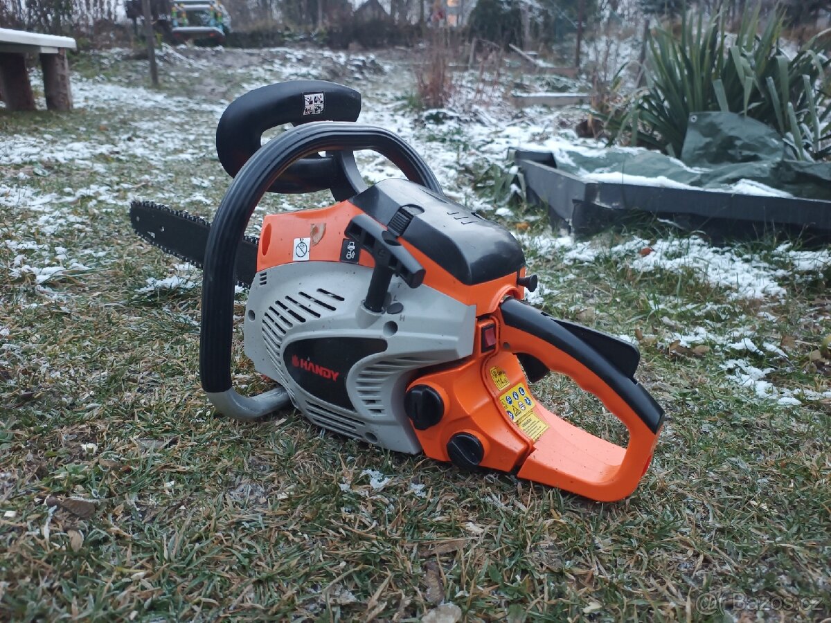 Skoro Nová Motorová pila Handy s rychlonapínákem