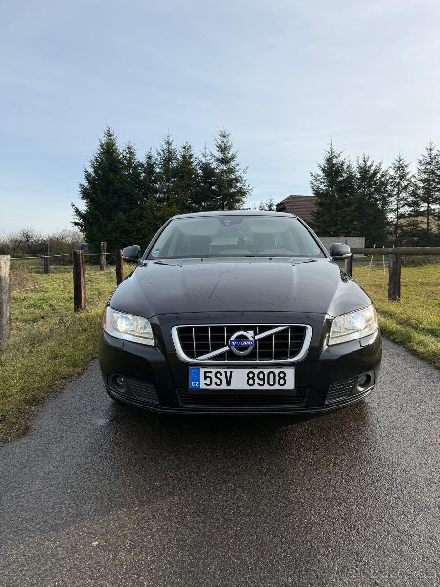 Volvo V70, 2,4D, Automat, 150 kw, 270 000 km