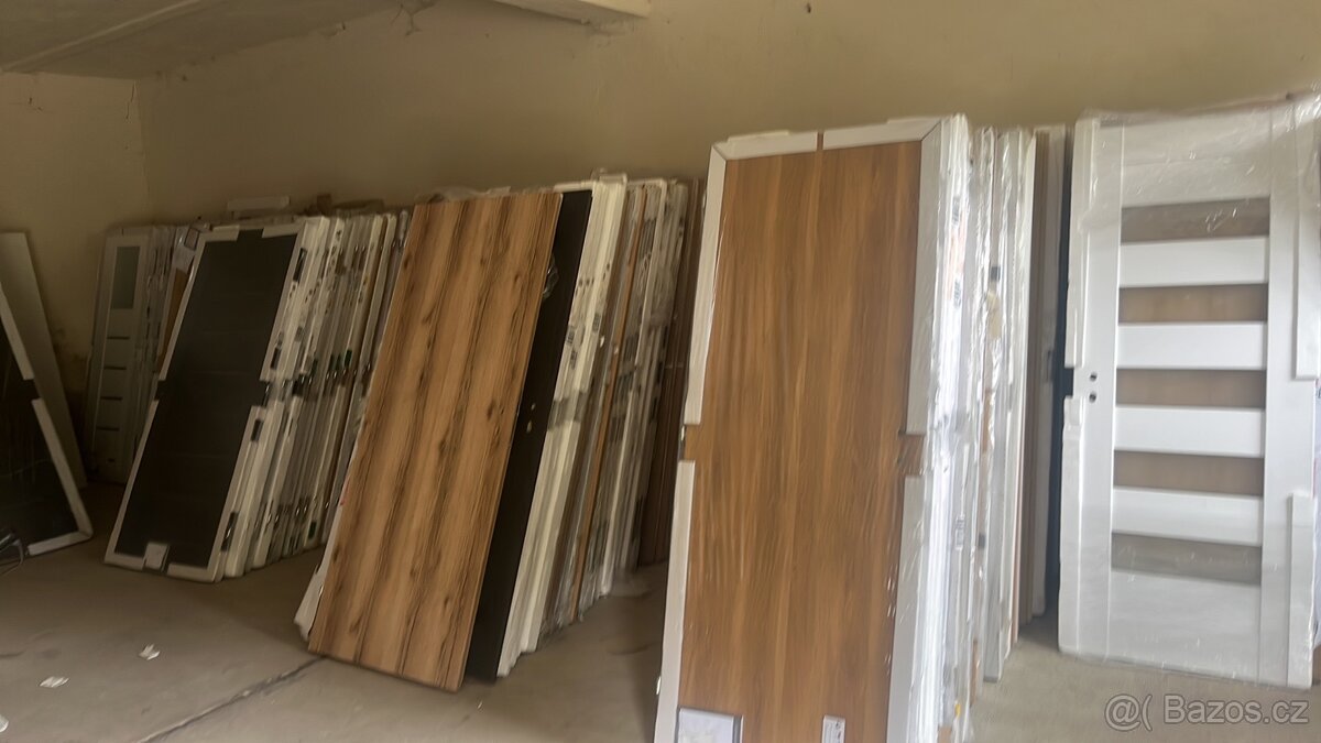 Dveře totální výprodej