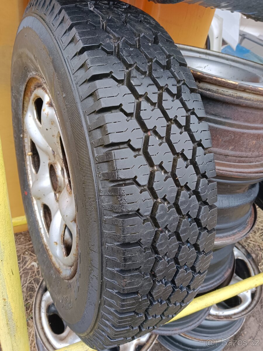 Land Rover FREELANDER 4 + 1 rezerva