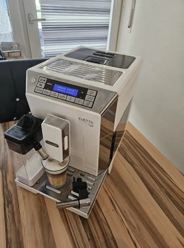 Eletta delonghi cappuccino kávovar bílý