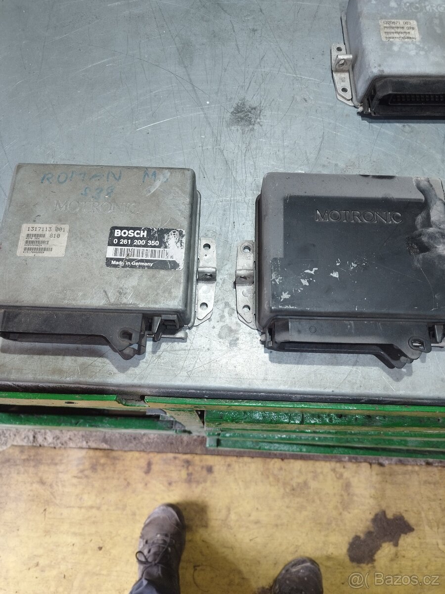 Řídící jednotka BMW M5 E34 S38 B36