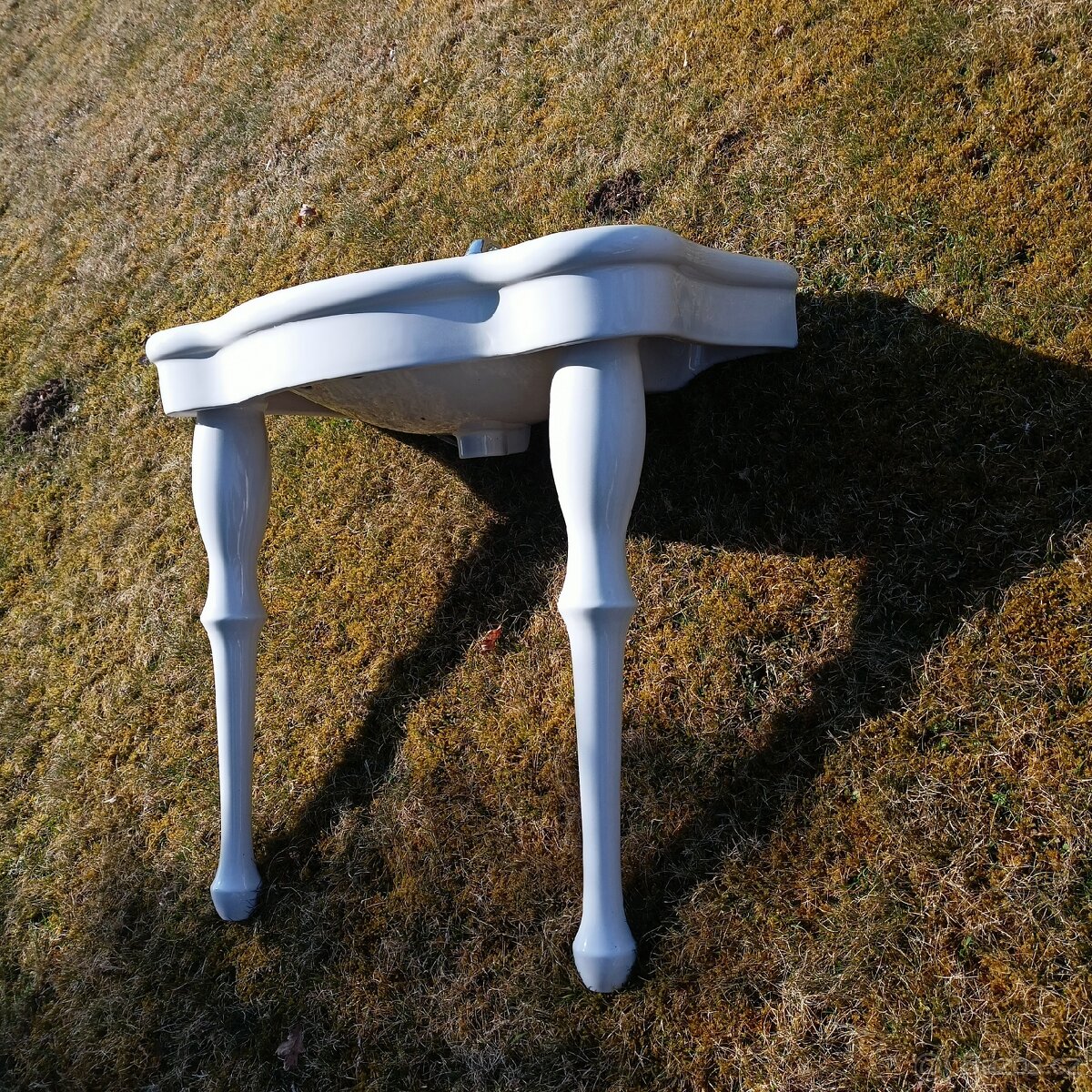 Starožitné umyvadlo