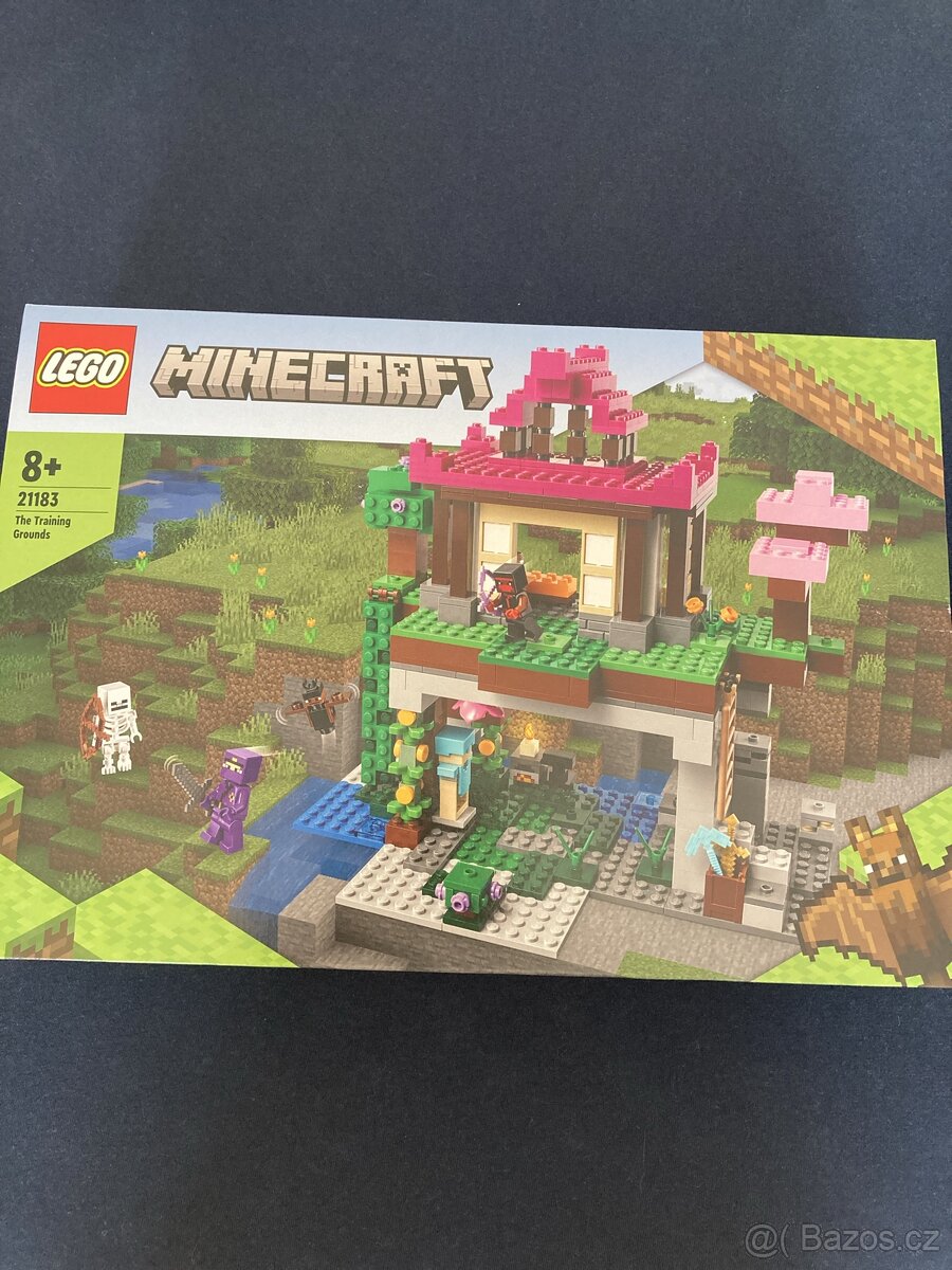 LEGO Minecraft 21183 Výcvikový areál