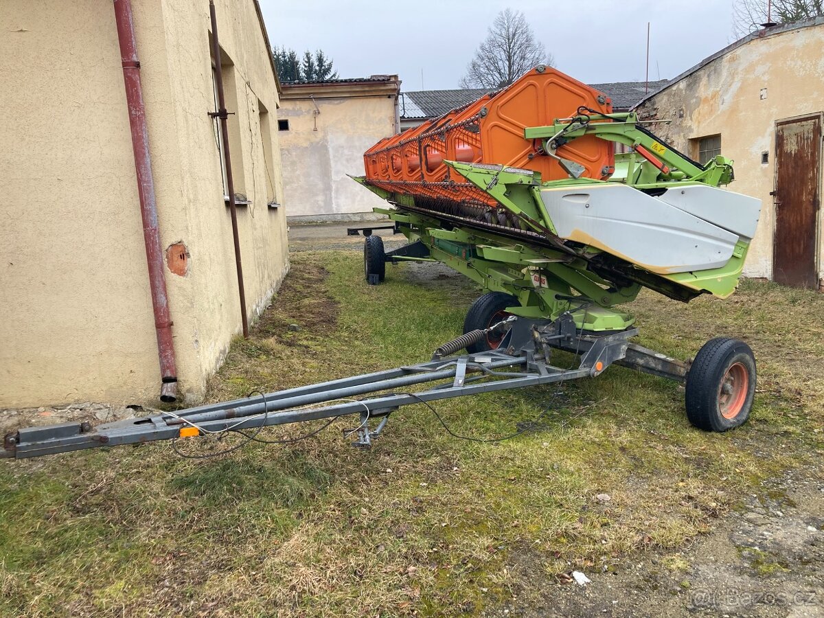 CLAAS Vario 900