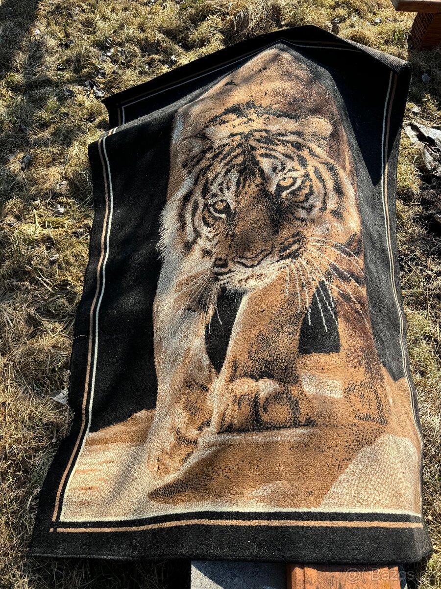 Kusový koberec