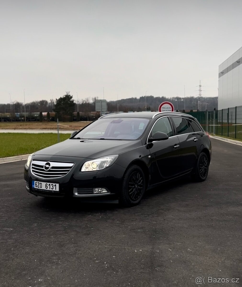Opel Insignia 1.8i