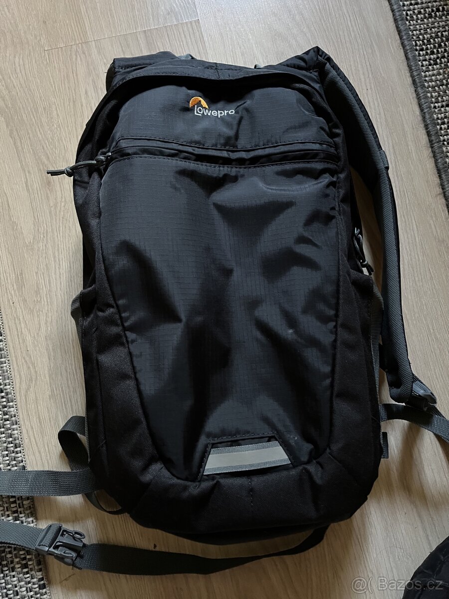 Foto batoh Lowepro Photo Hatchback 250 AW II