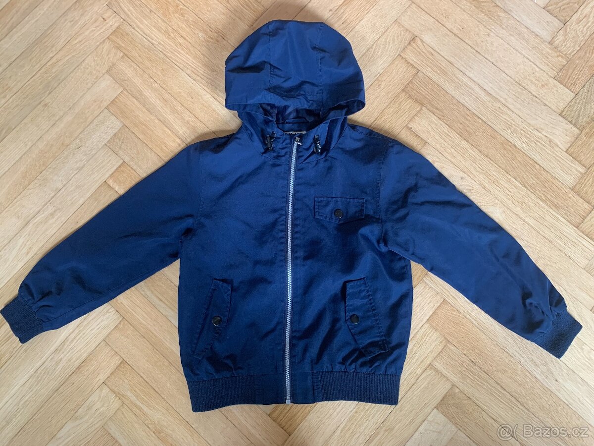 Klučičí jarní bunda větrovka vel. 134 Rebel top stav