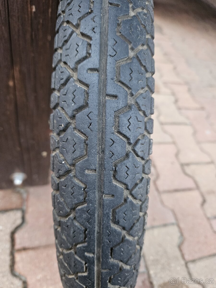 Plášť na moto