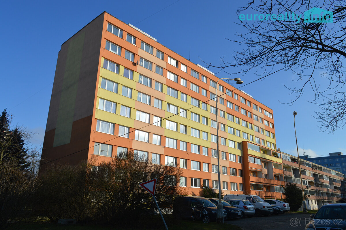 Pronájem, byt 1+kk, 33 m2, Kladno, ul. Norská