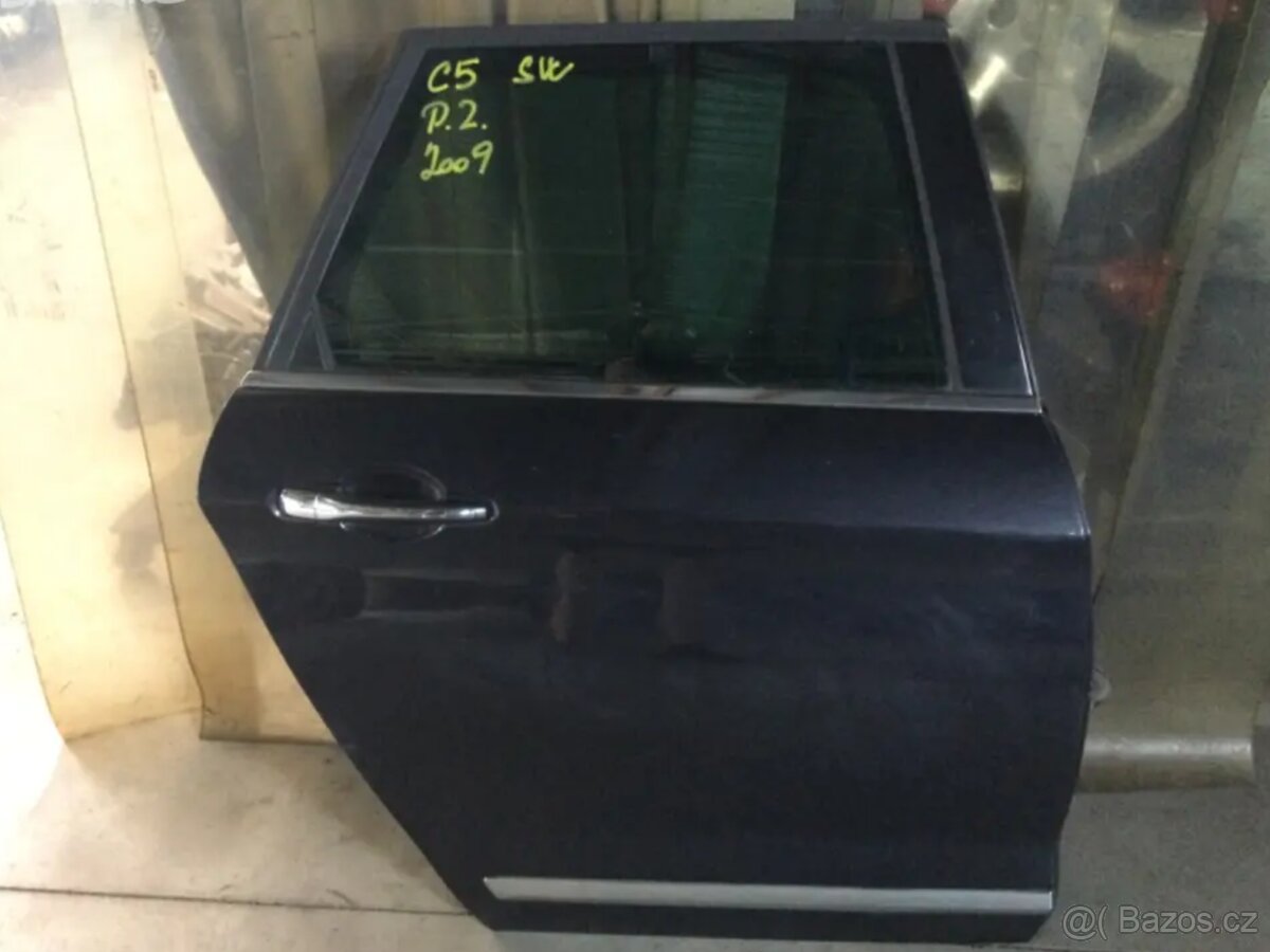 Citroen C5 - prodej dveří. Model 2010