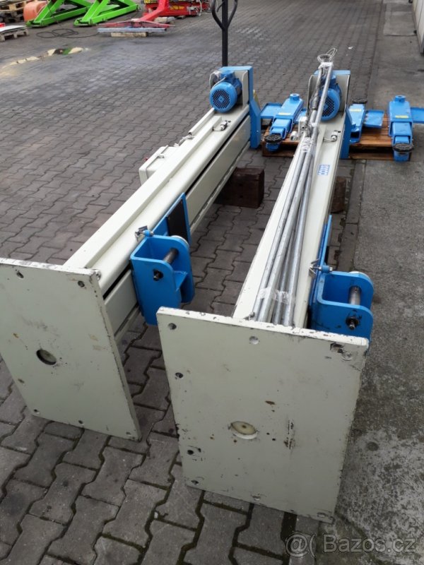 Sloupový zvedák bez přejezdu OMCN 199/R 5500kg