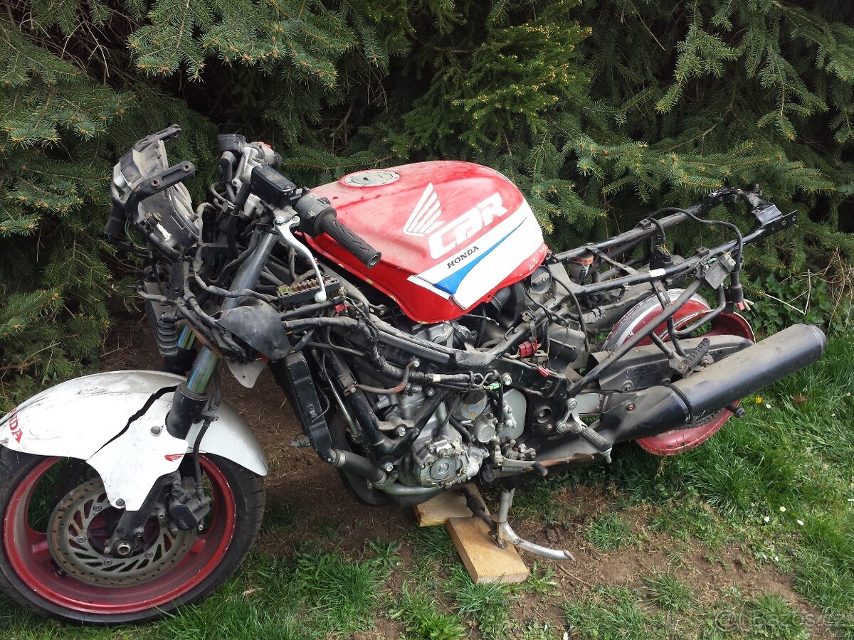 Honda cbr 1000f typ sc24 r.v.90-92