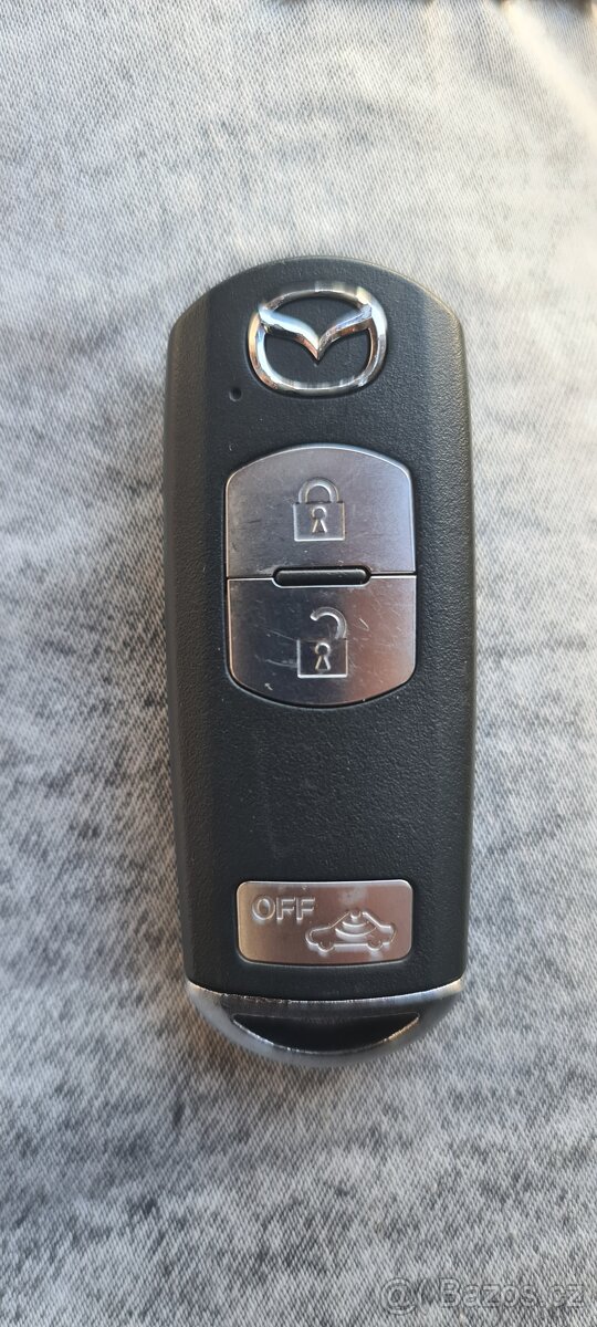 Klíč Mazda a Dálkovým ovládánim