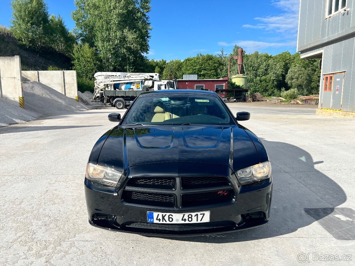 Dodge Charger 5.7 Hemi