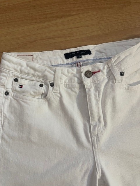 Dámské bílé rifle Tommy Hilfiger
