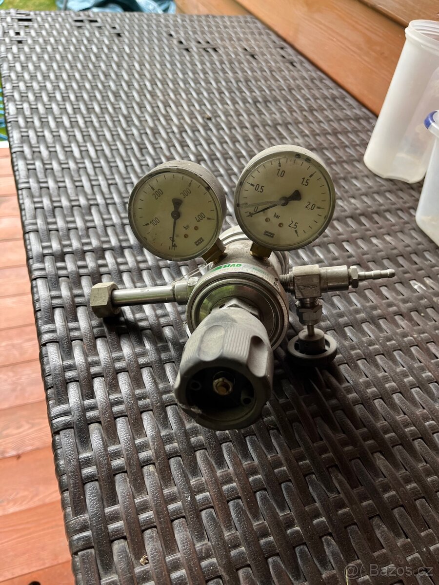 Regulator plynu