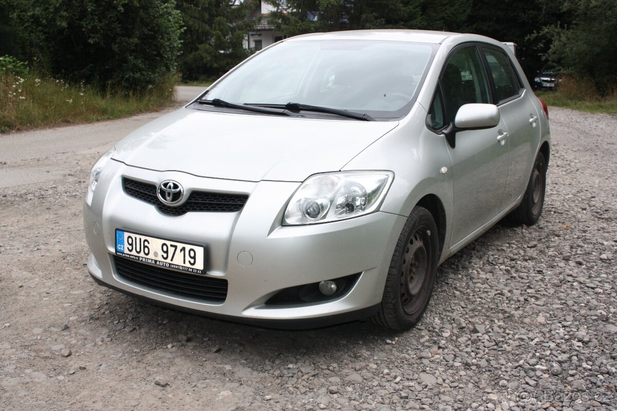 TOYOTA AURIS 1,6 91 kw 2008